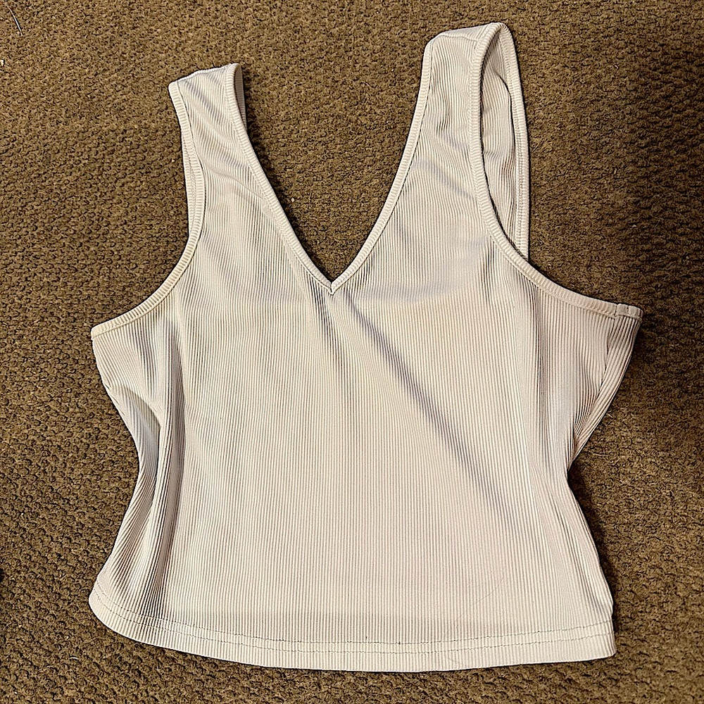 White medium size crop top